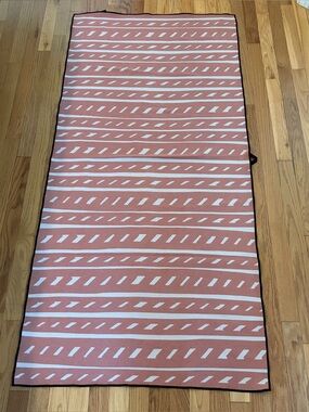 Geometry Auburn Autumn Beach Towel